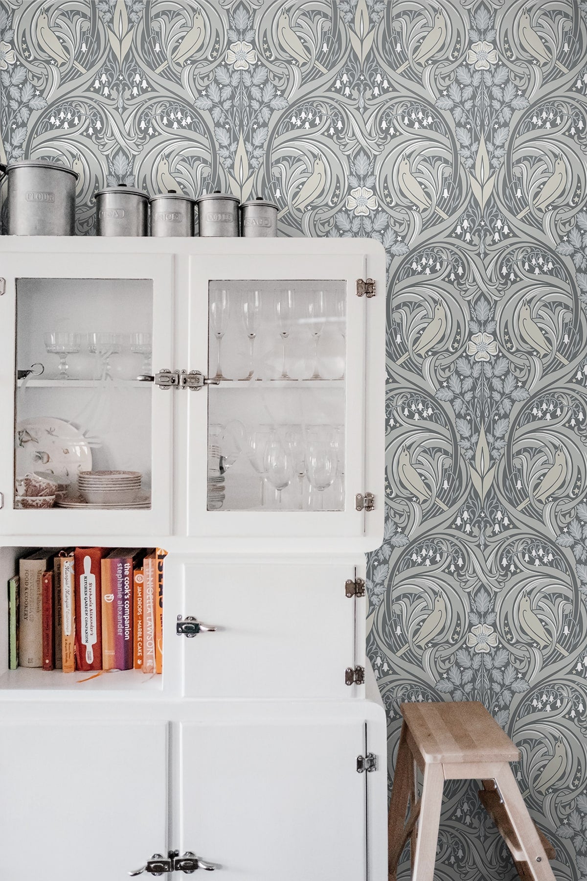Bird Scroll Wallpaper by Seabrook Designs (Legacy Prints Collection)