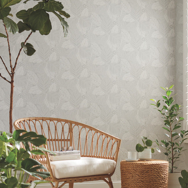 Vinca Wallpaper by York Wallcoverings