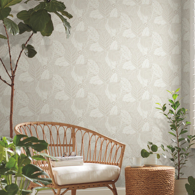 Vinca Wallpaper by York Wallcoverings