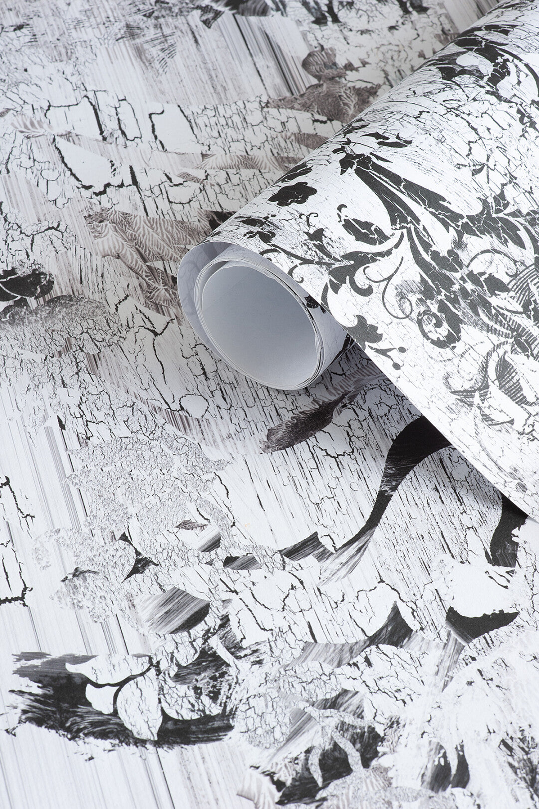 Ripolin Panel Wallpaper by Timorous Beasties