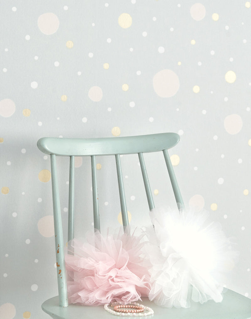 Confetti Wallpaper by Majvillan
