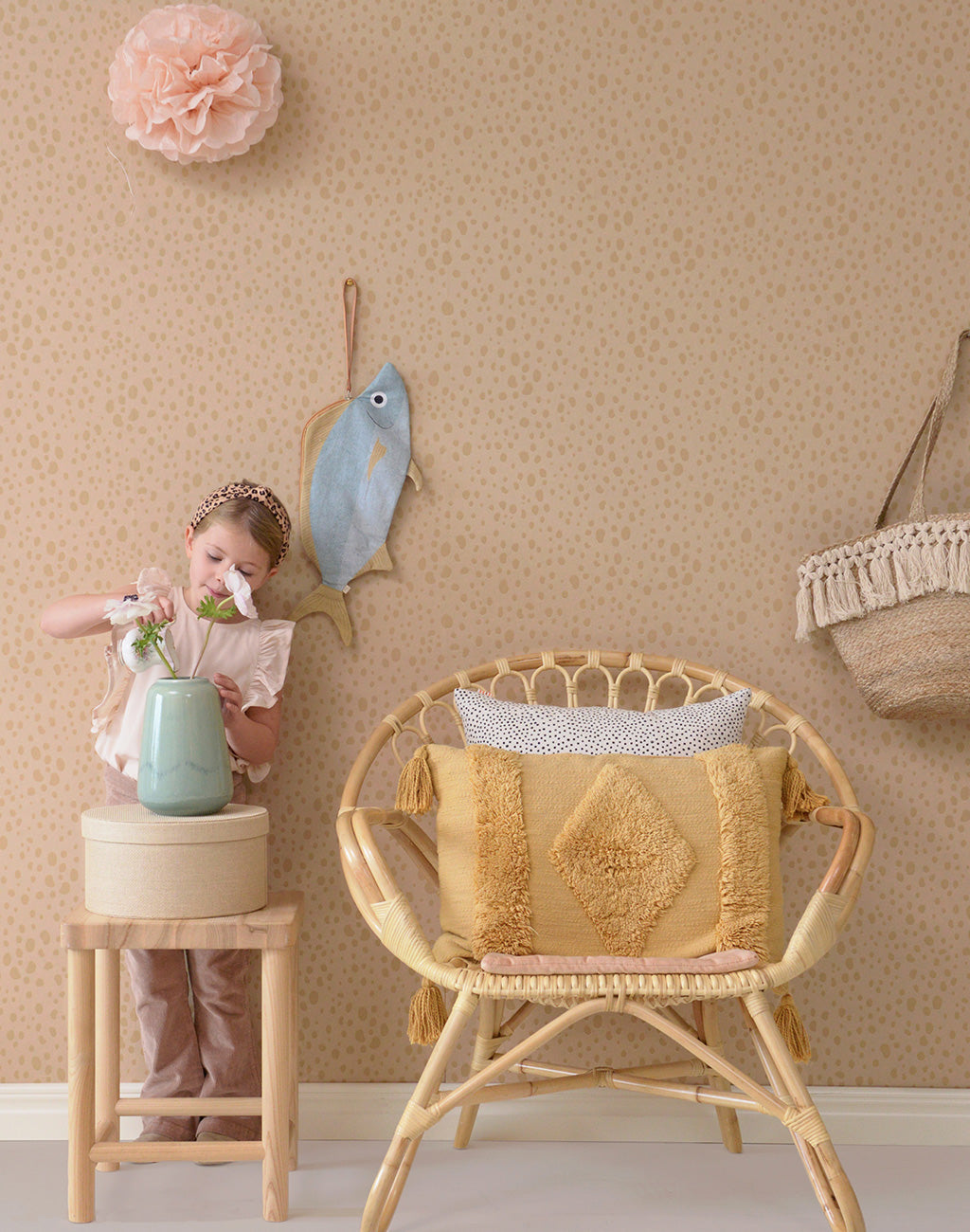 Animal Dots Wallpaper