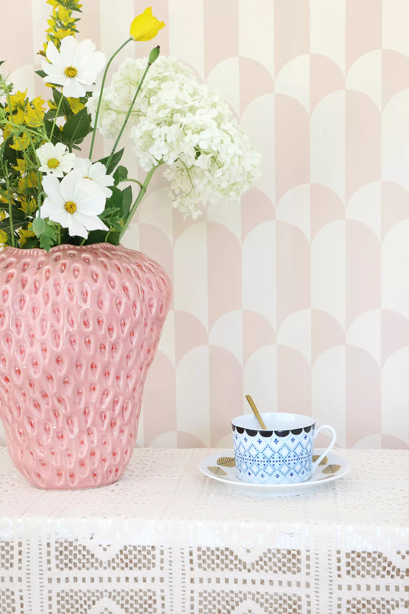 Whipped Cream Wallpaper by Majvillan