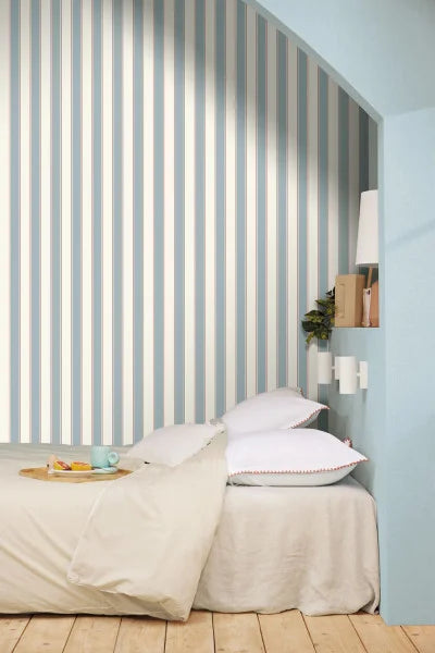 Classic Lines Wallpaper by Caselio