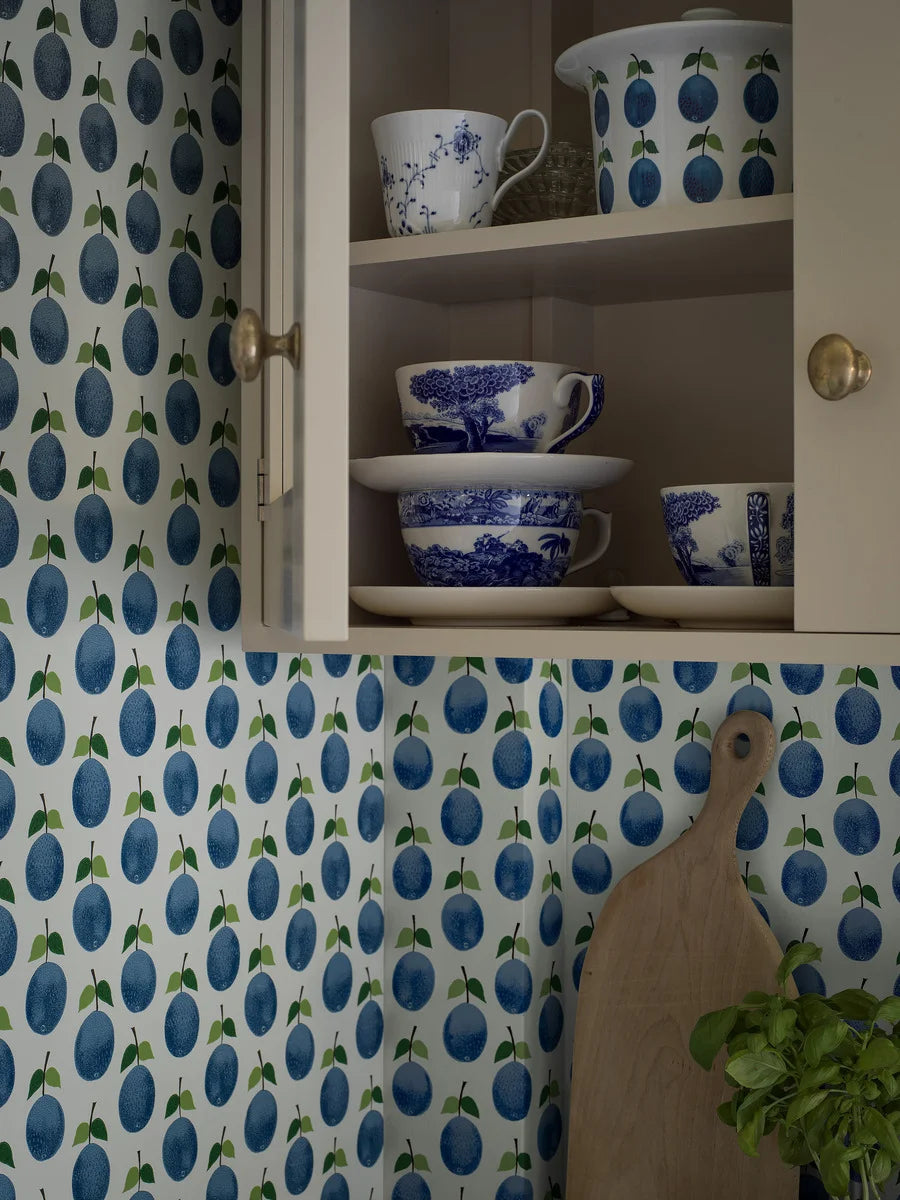 Stig Lindberg Prunus Wallpaper by BoråsTapeter