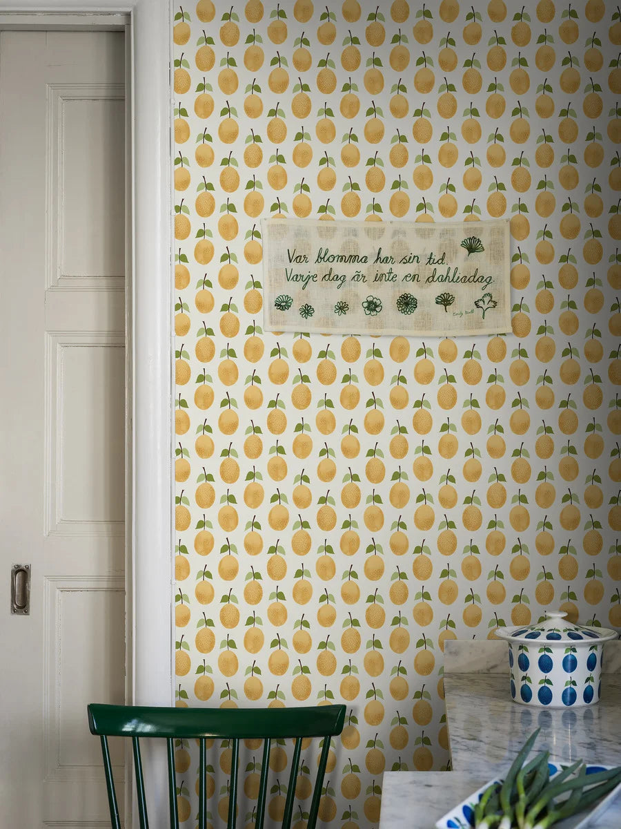 Stig Lindberg Prunus Wallpaper by BoråsTapeter