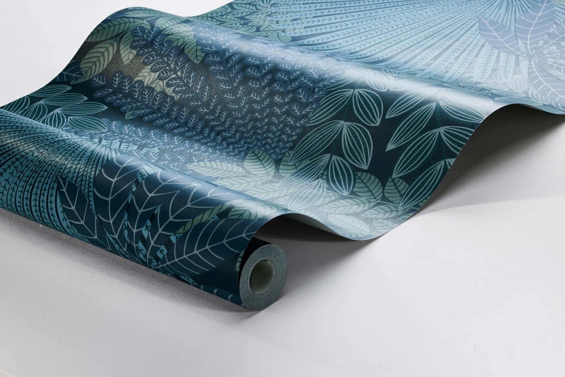 Velvet Leaves Wallpaper by BoråsTapeter