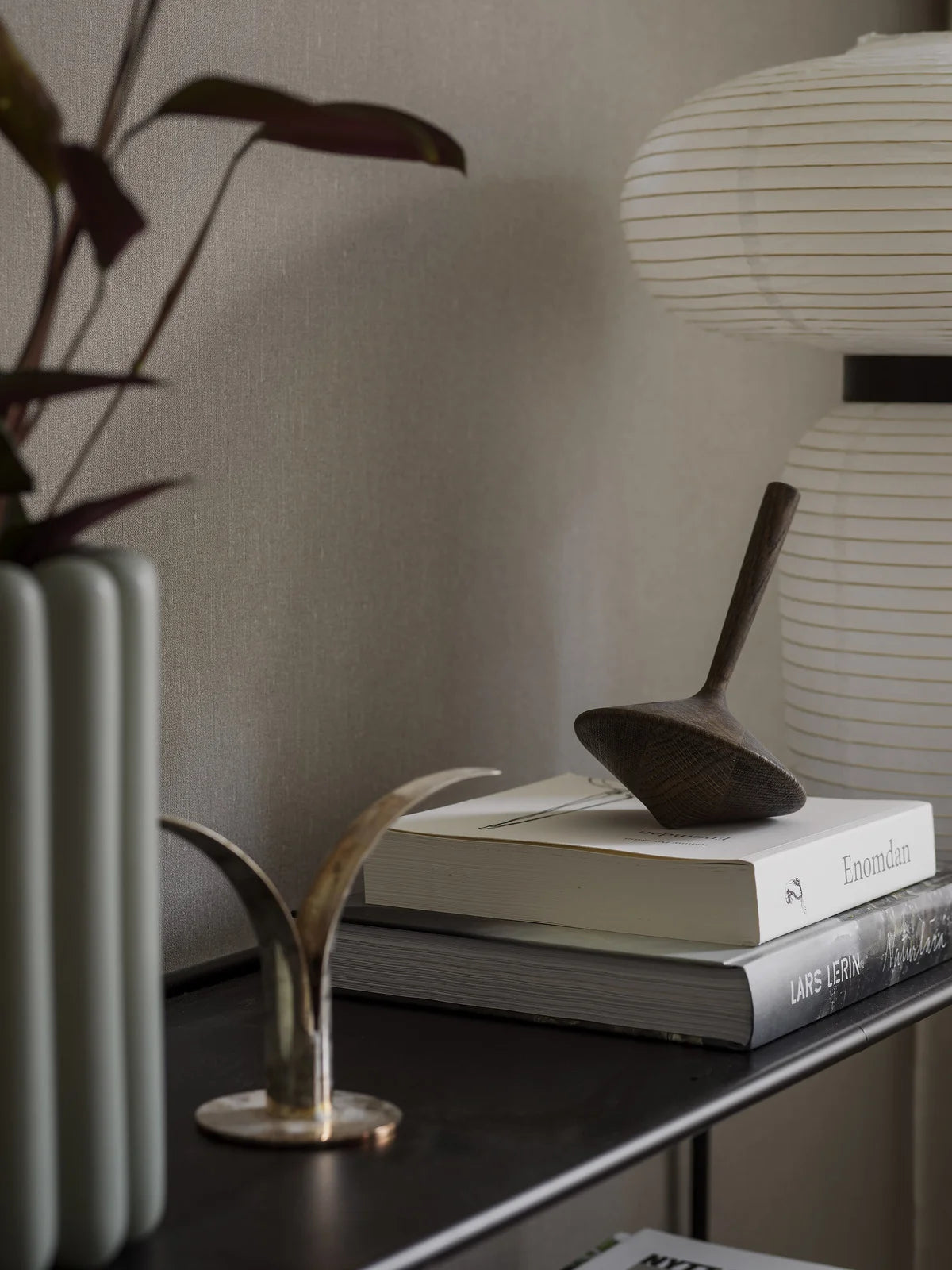 Linen wallpaper by BoråsTapeter