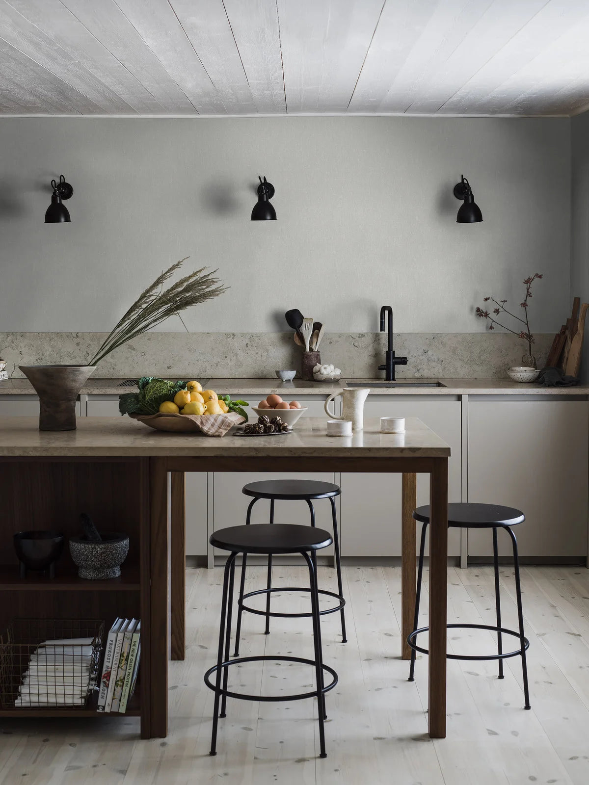 Linen wallpaper by BoråsTapeter