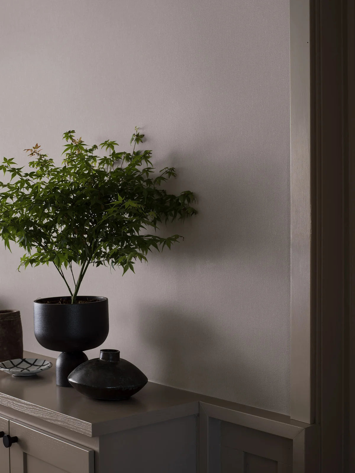 Linen wallpaper by BoråsTapeter