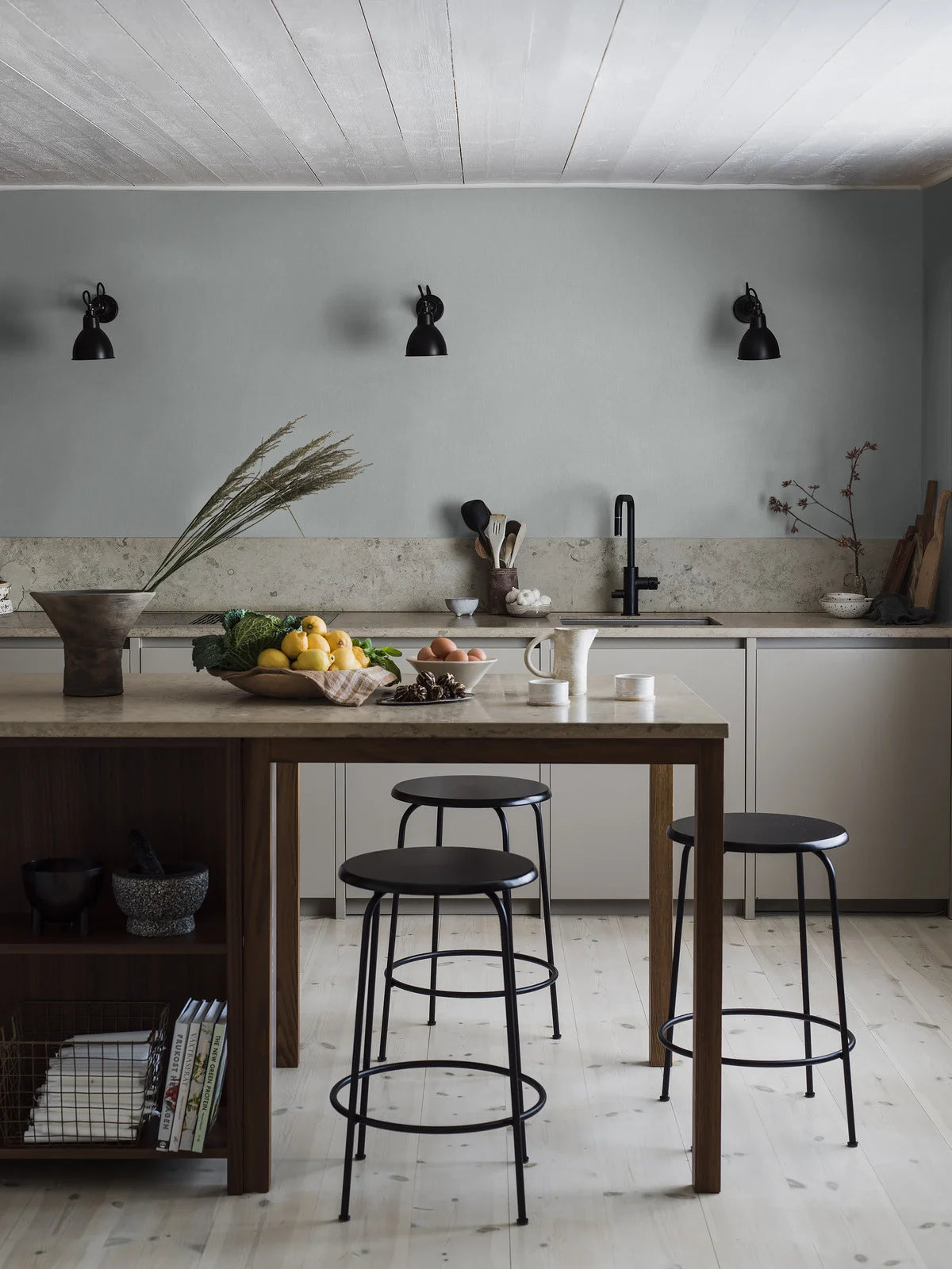 Linen wallpaper by BoråsTapeter