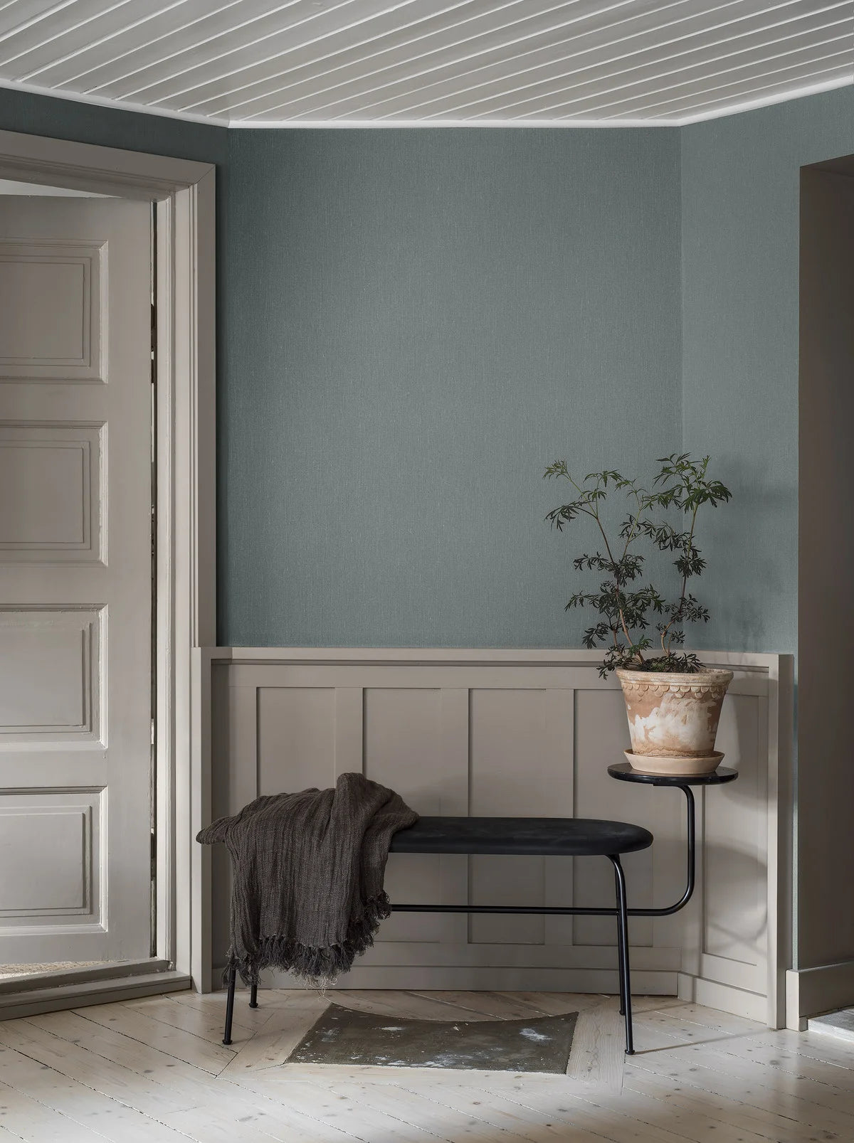 Linen wallpaper by BoråsTapeter