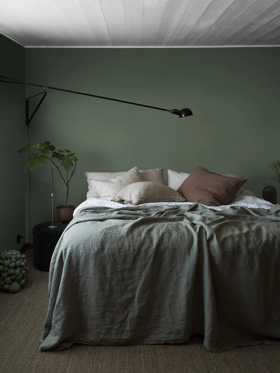 Linen wallpaper by BoråsTapeter