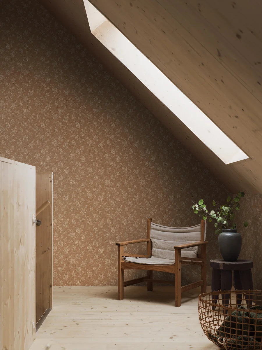 Hip Rose wallpaper by Boråstapeter