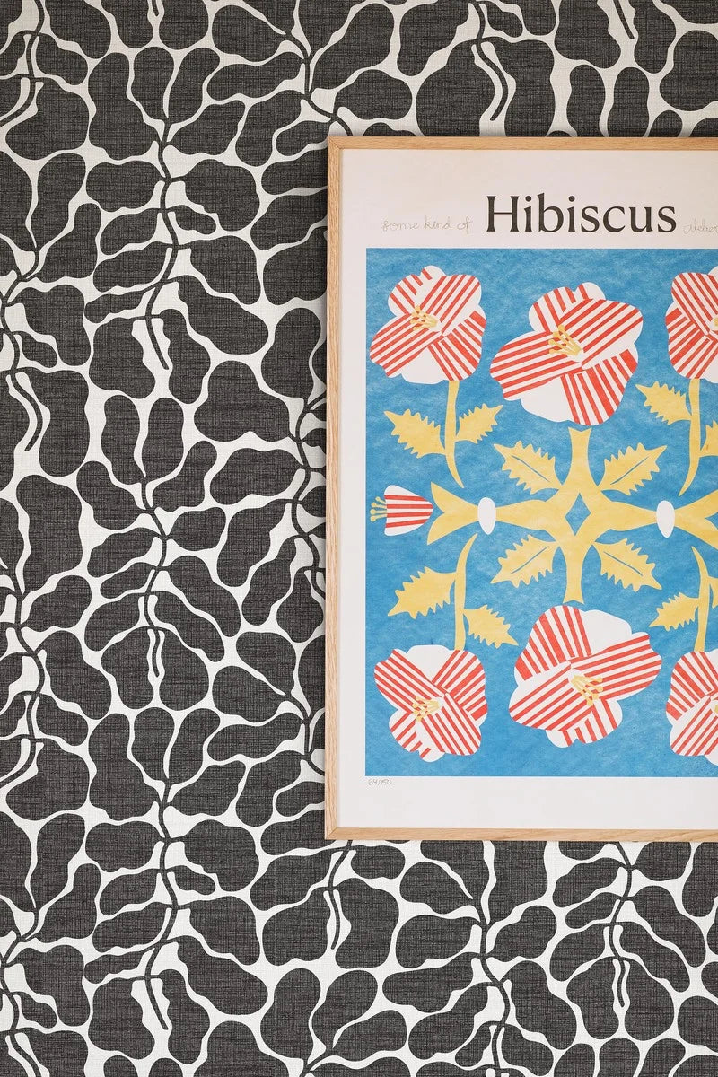 My Secret Garden Wallpaper by BoråsTapeter