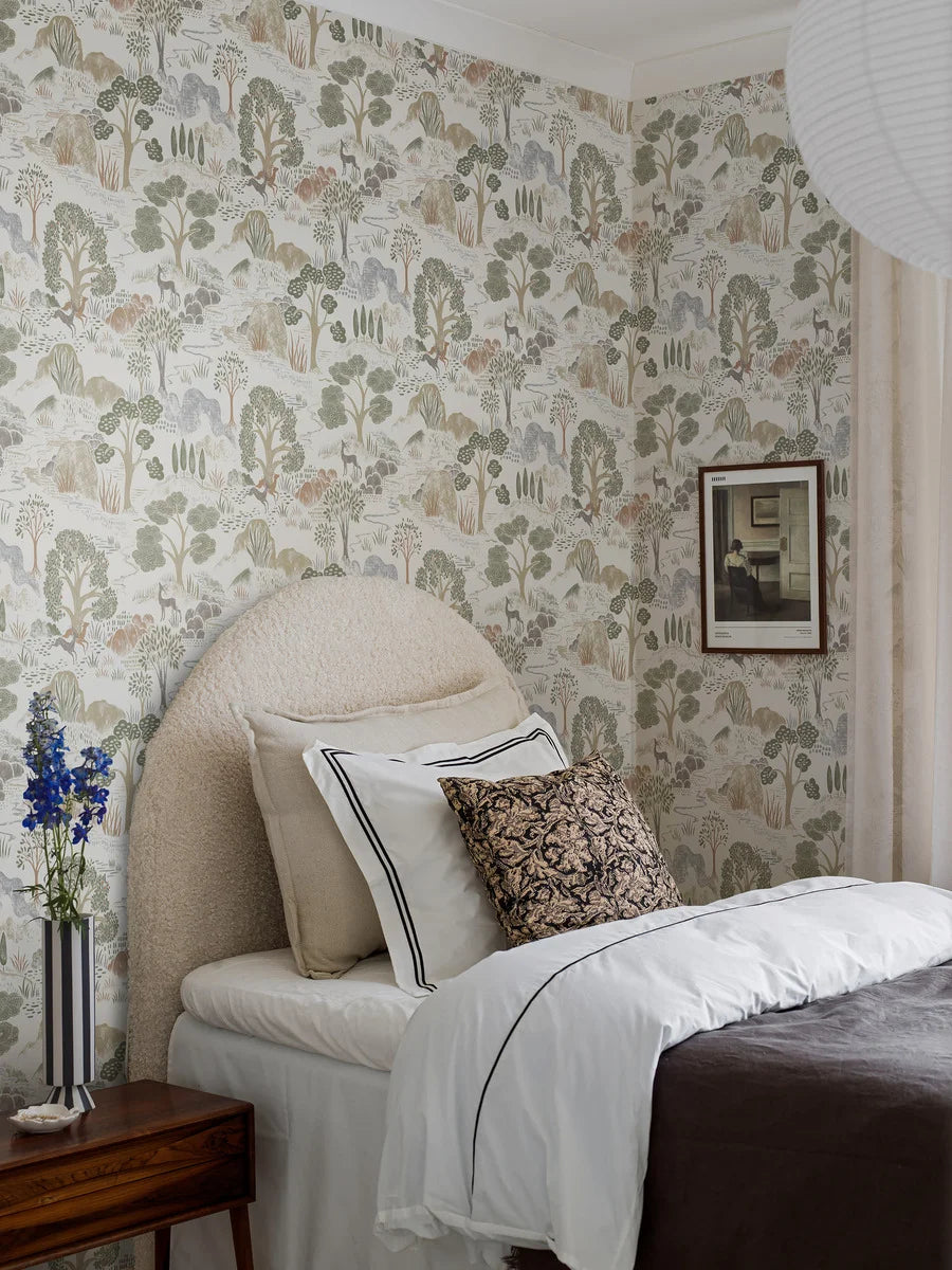 Diana wallpaper by Boråstapeter