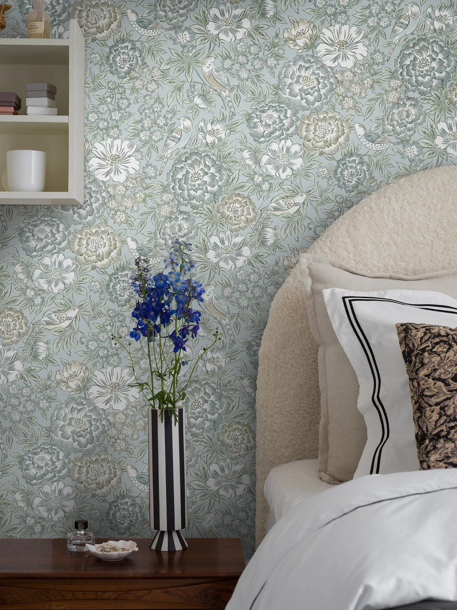 Dagmar Wallpaper by Boråstapeter