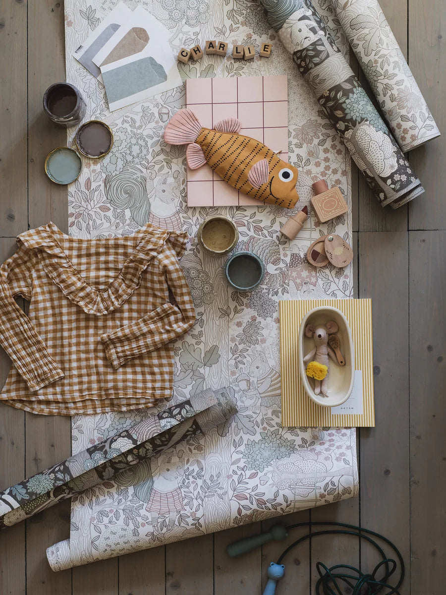 Charlie Wallpaper by Boråstapeter