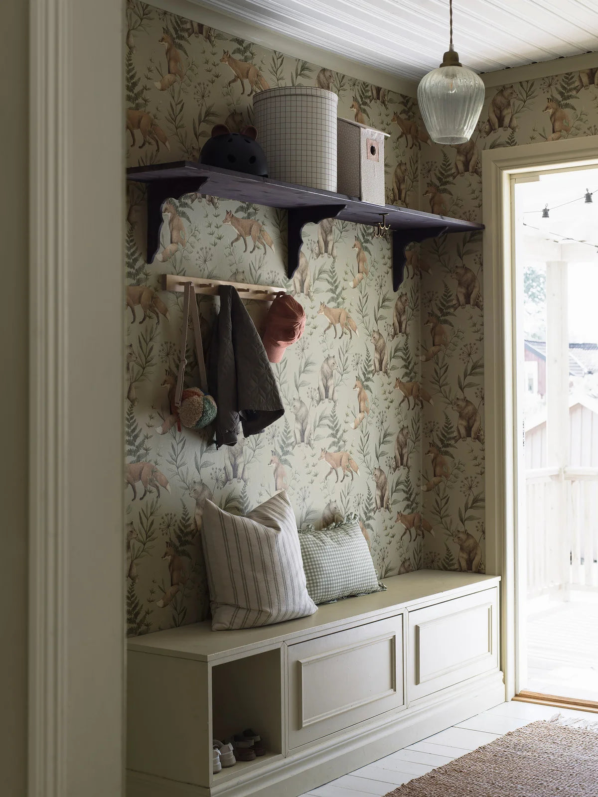 Wild Forest wallpaper by BoråsTapeter