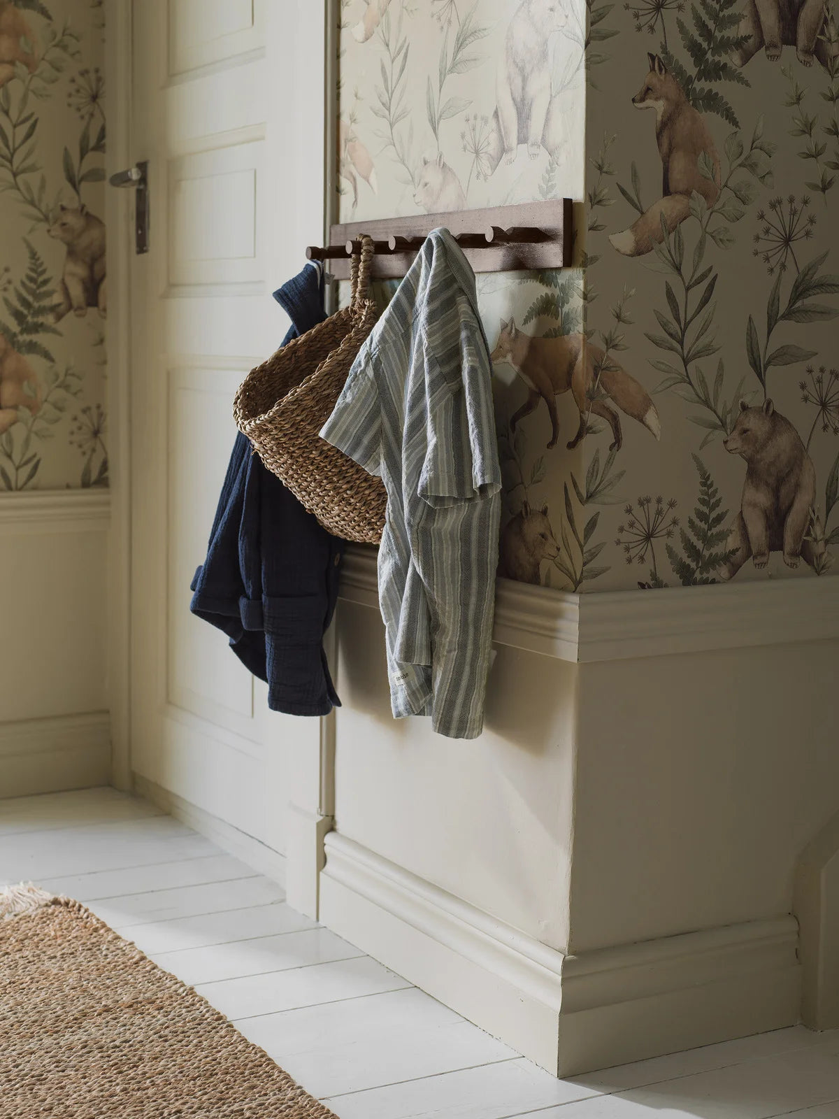 Wild Forest wallpaper by BoråsTapeter