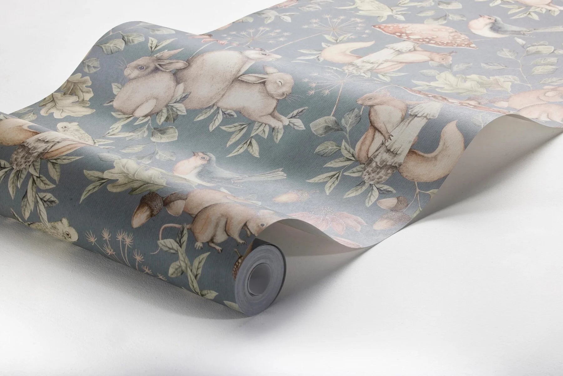 Minou Wallpaper by BoråsTapeter