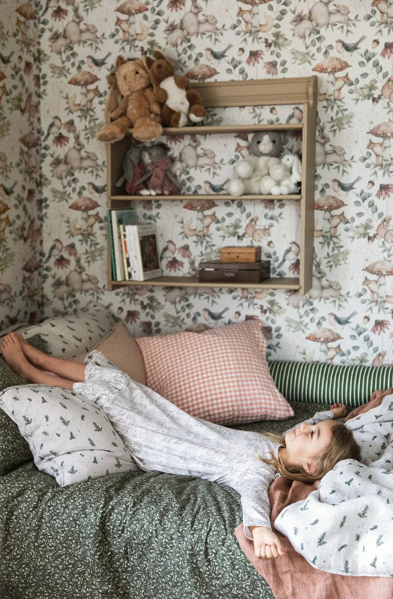 Minou Wallpaper by BoråsTapeter