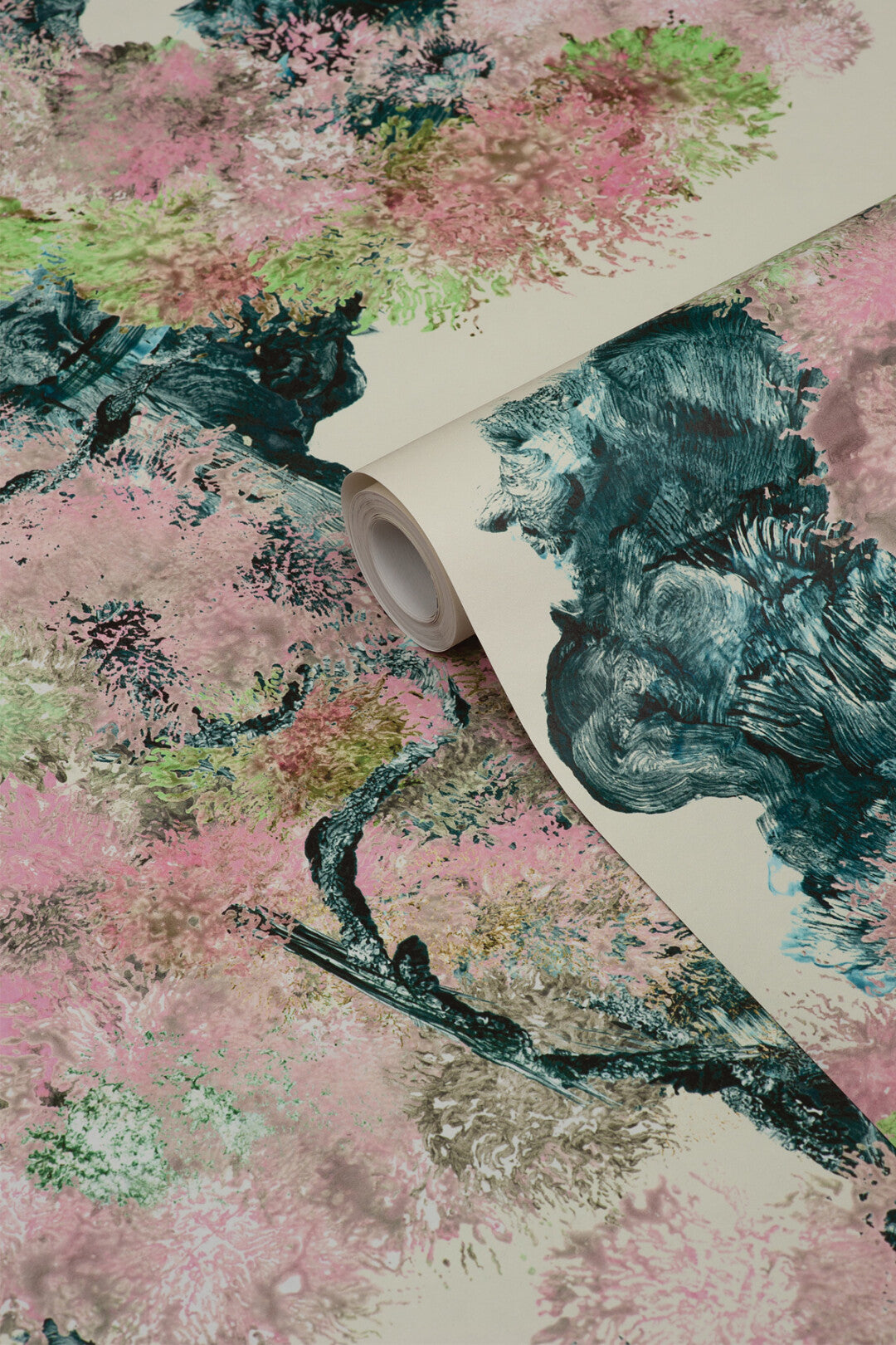 Wee Pinyin Wallpaper by Timorous Beasties