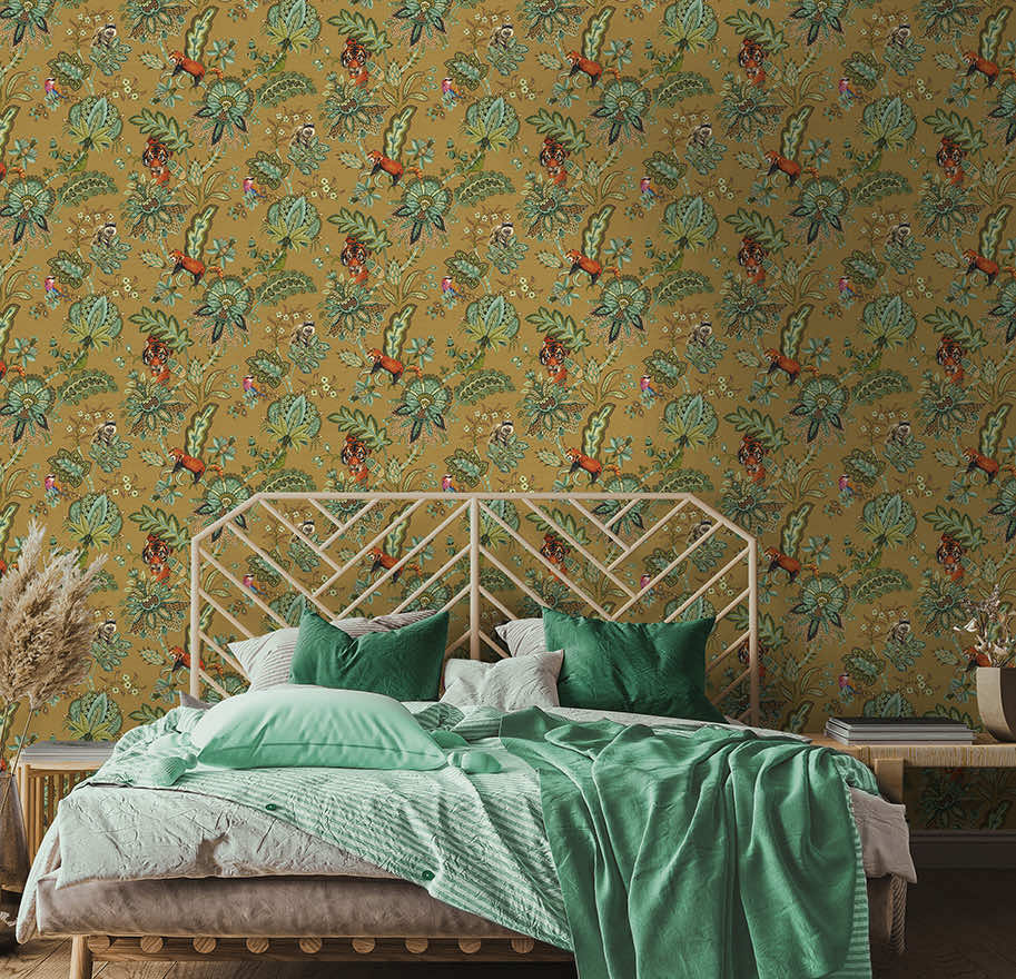 Zari Wallpaper by Holden Decor