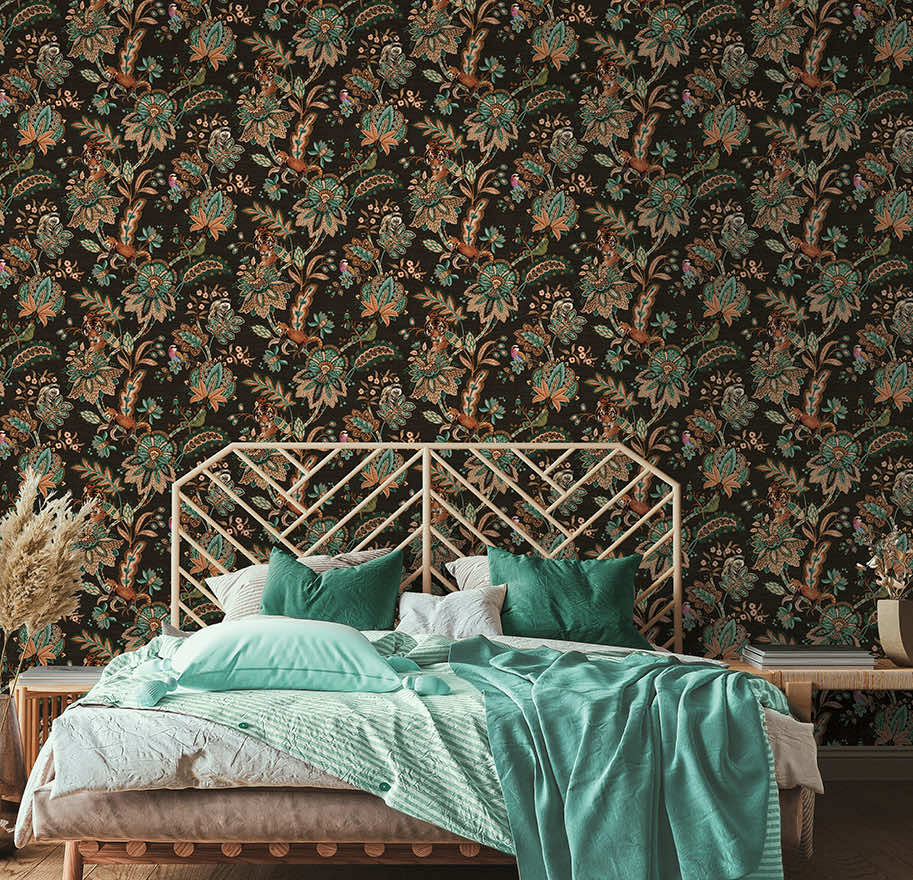 Zari Wallpaper by Holden Decor