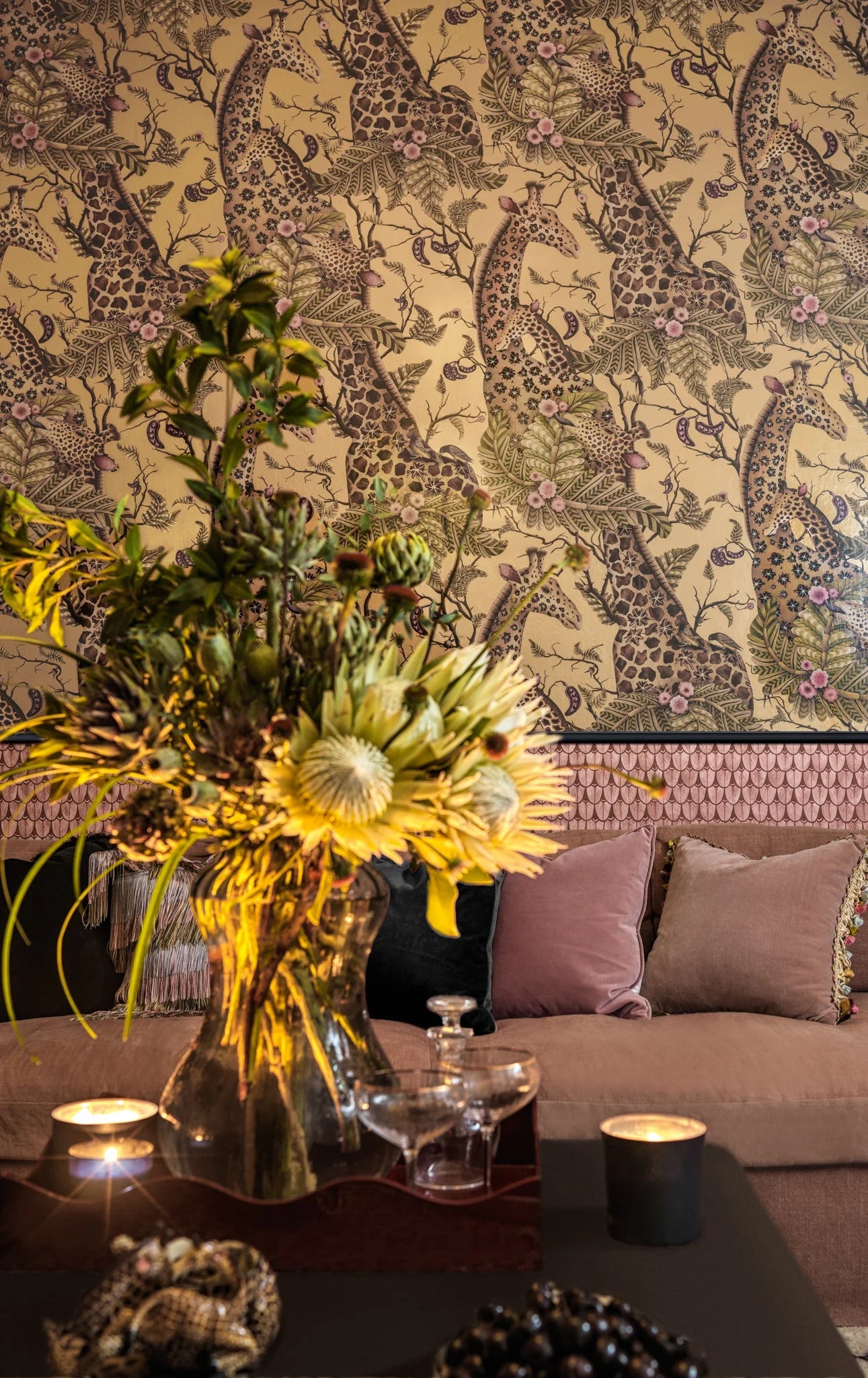 Royal Giraffe Wallpaper by Cole & Son