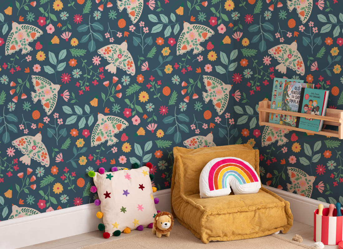 Whirly Wallpaper by Hovia