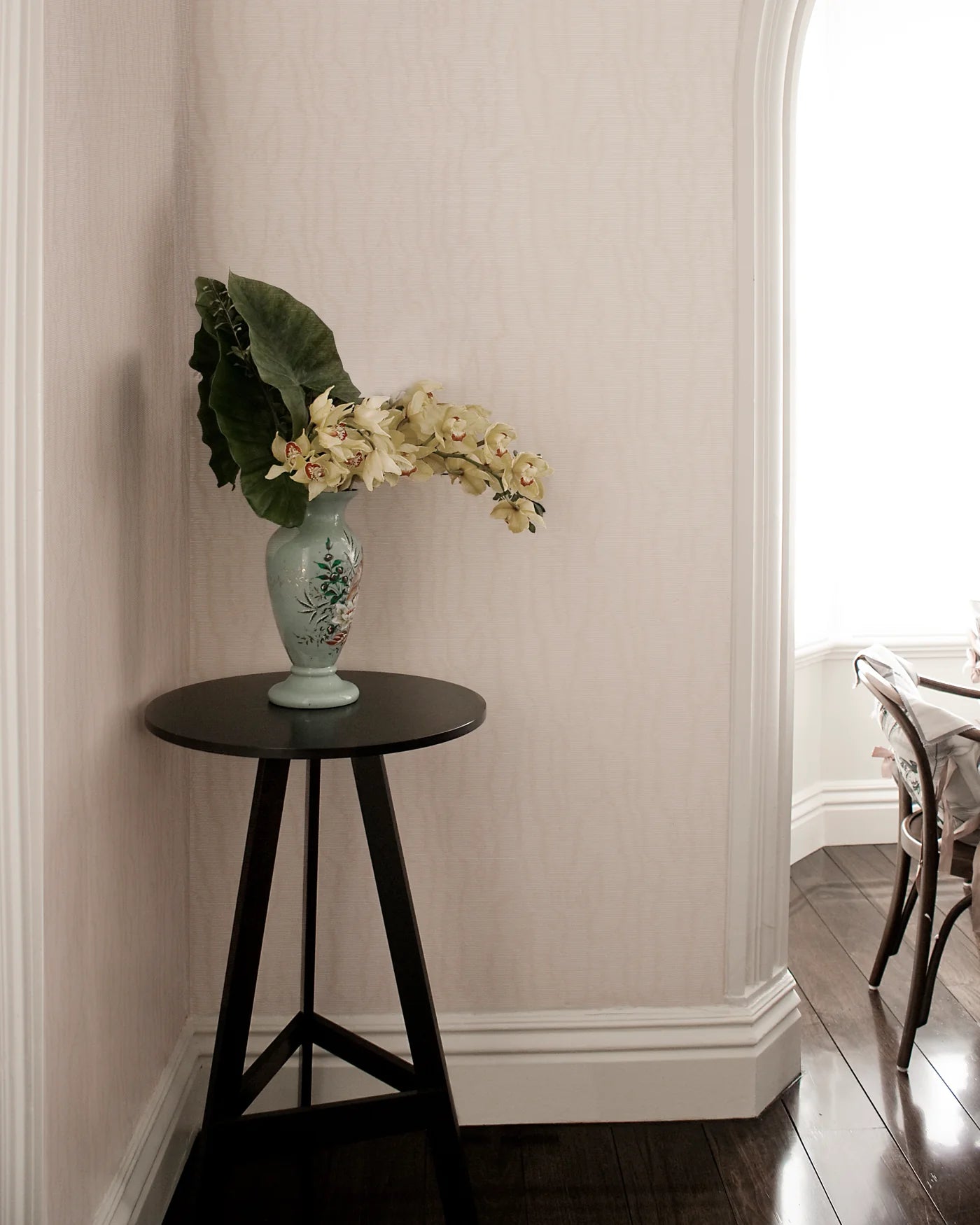 Trianon Wallpaper by Catherine Martin X Mokum