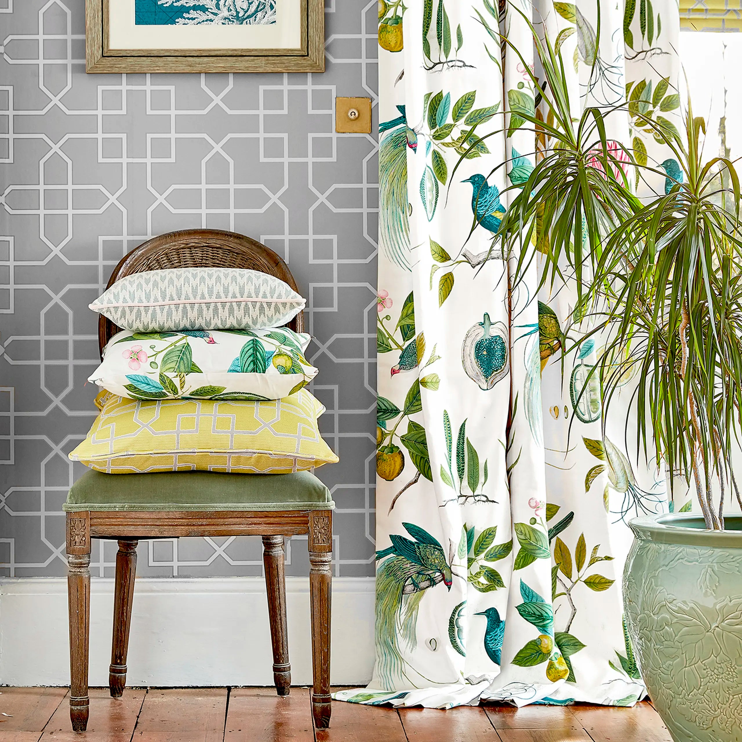 Hampton Trellis Wallpaper by Sanderson