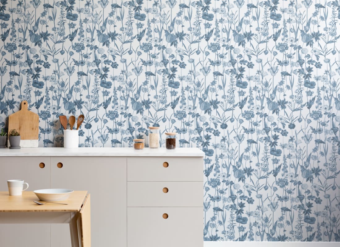 Posie Beige Wallpaper by Hovia