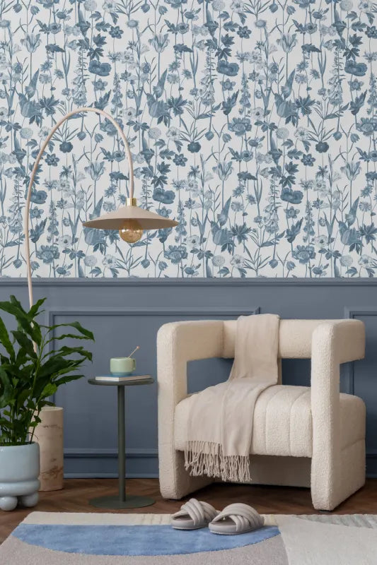 Posie Beige Wallpaper by Hovia