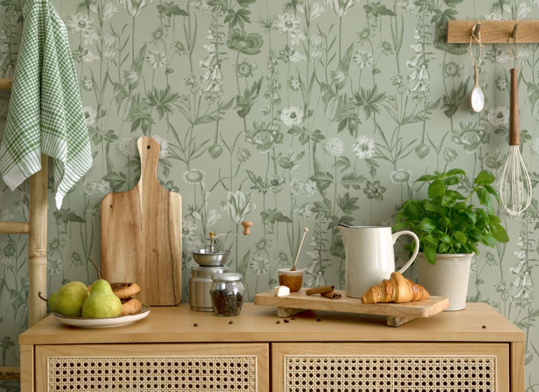 Posie Beige Wallpaper by Hovia