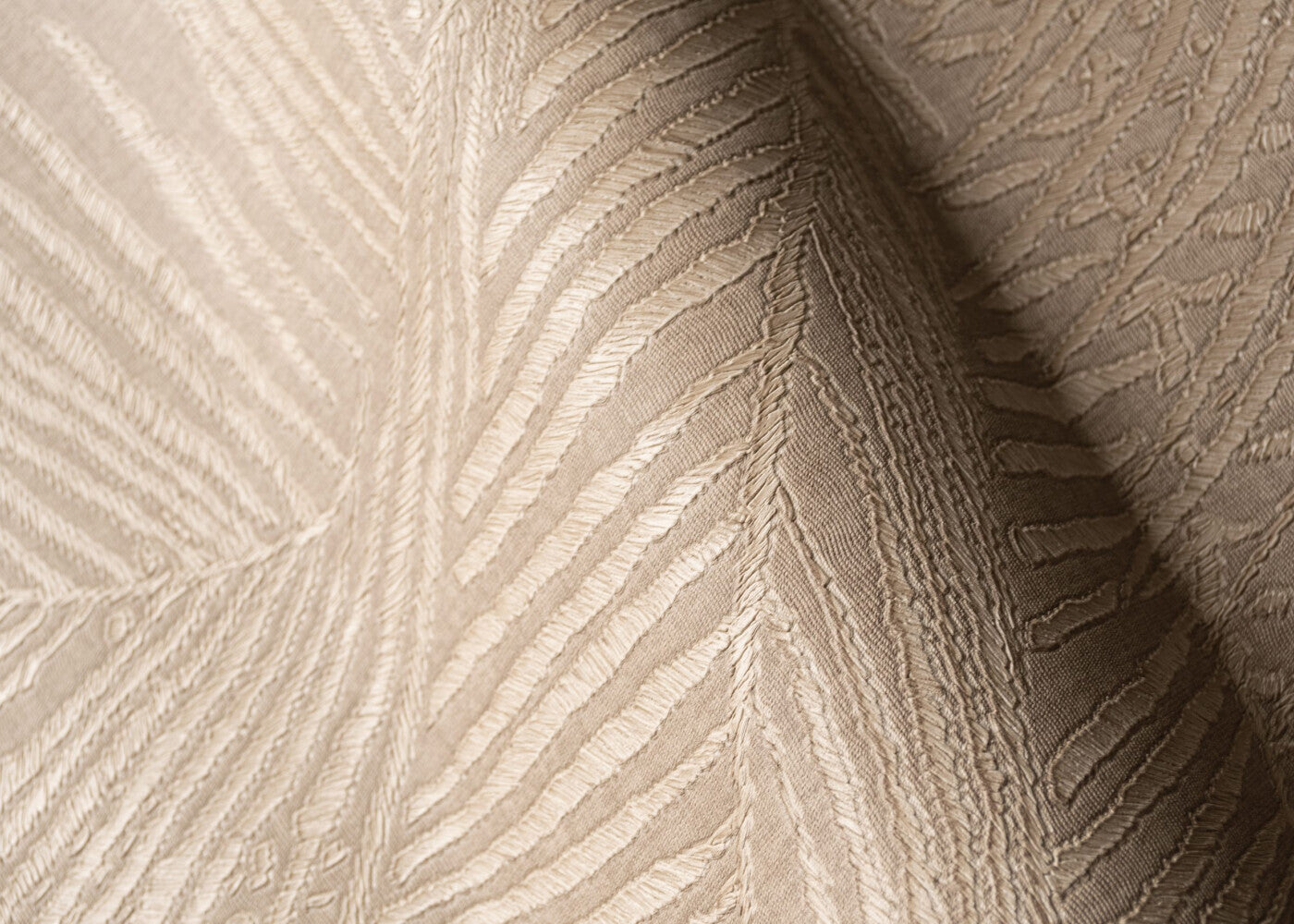 Maui-Lanai Leaf Wallpaper