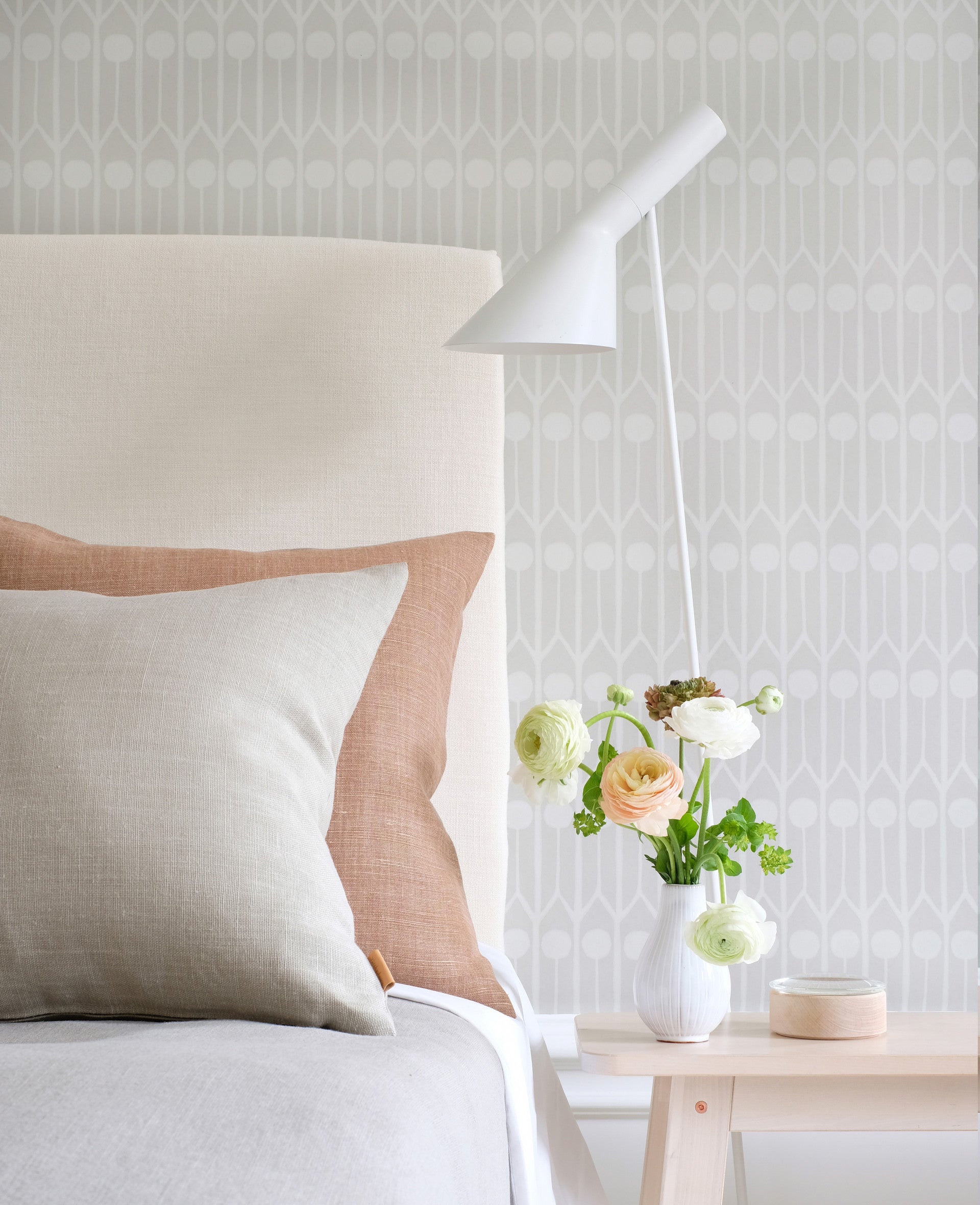 Feathers Wallpaper by Littlephant