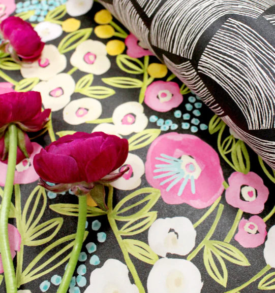 Flora Ditsy wallpaper by Ohpopsi