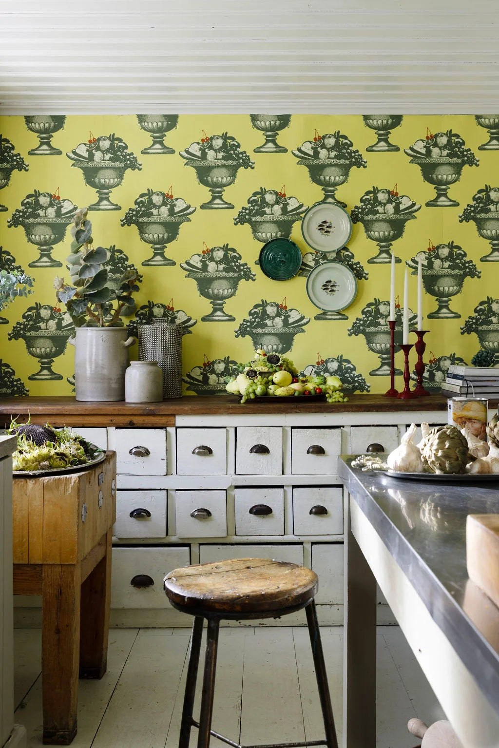 Cherry on Top wallpaper by Studio Lisa Bengtsson