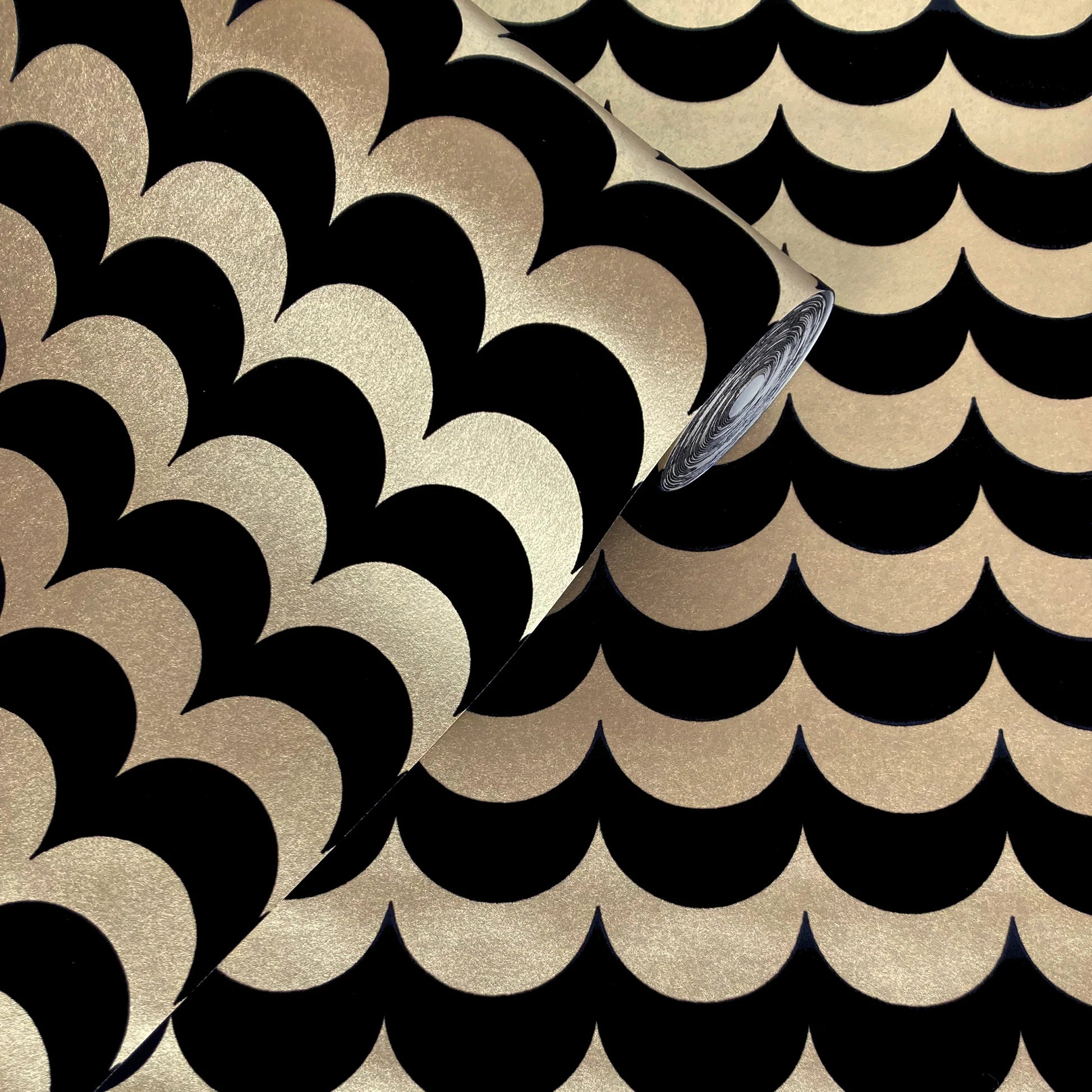 Scoop Wallpaper by Erica Wakerly