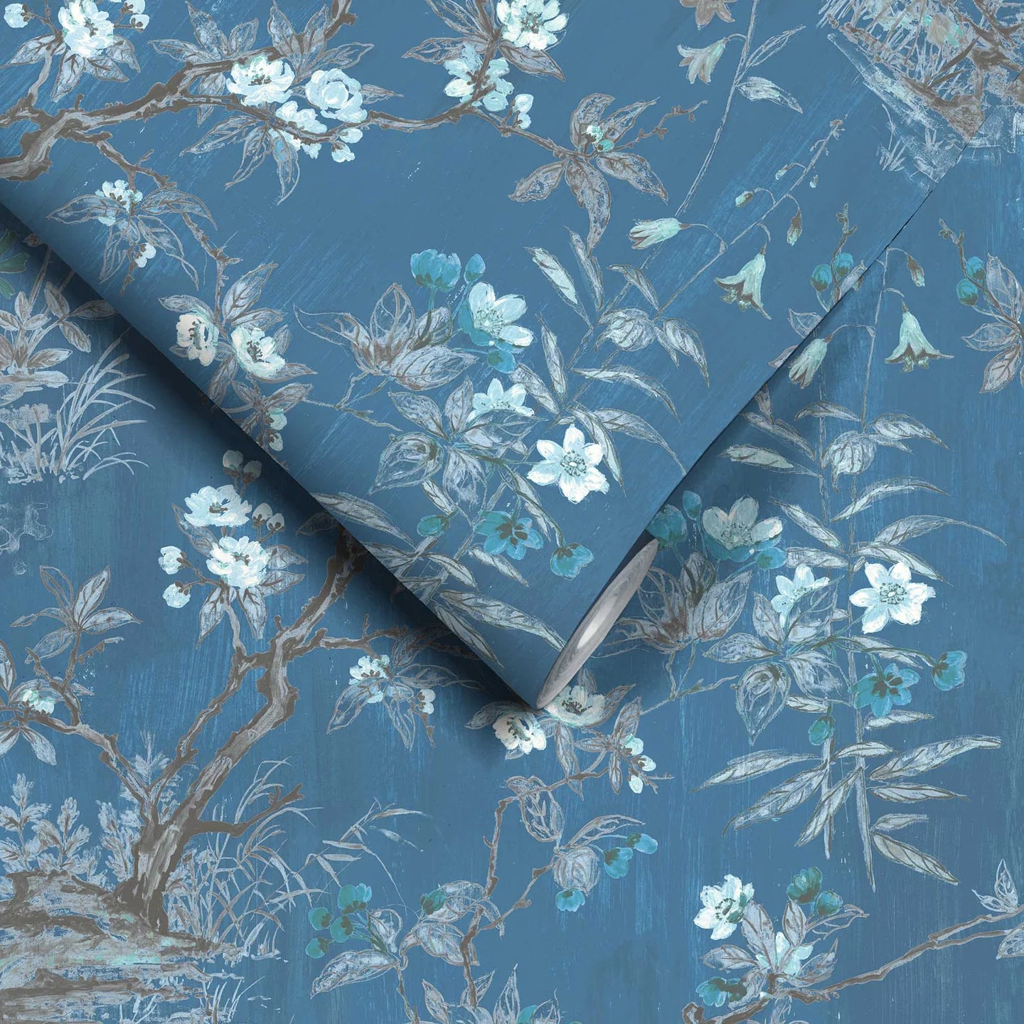 Rivington Wallpaper by Woodchip & Magnolia