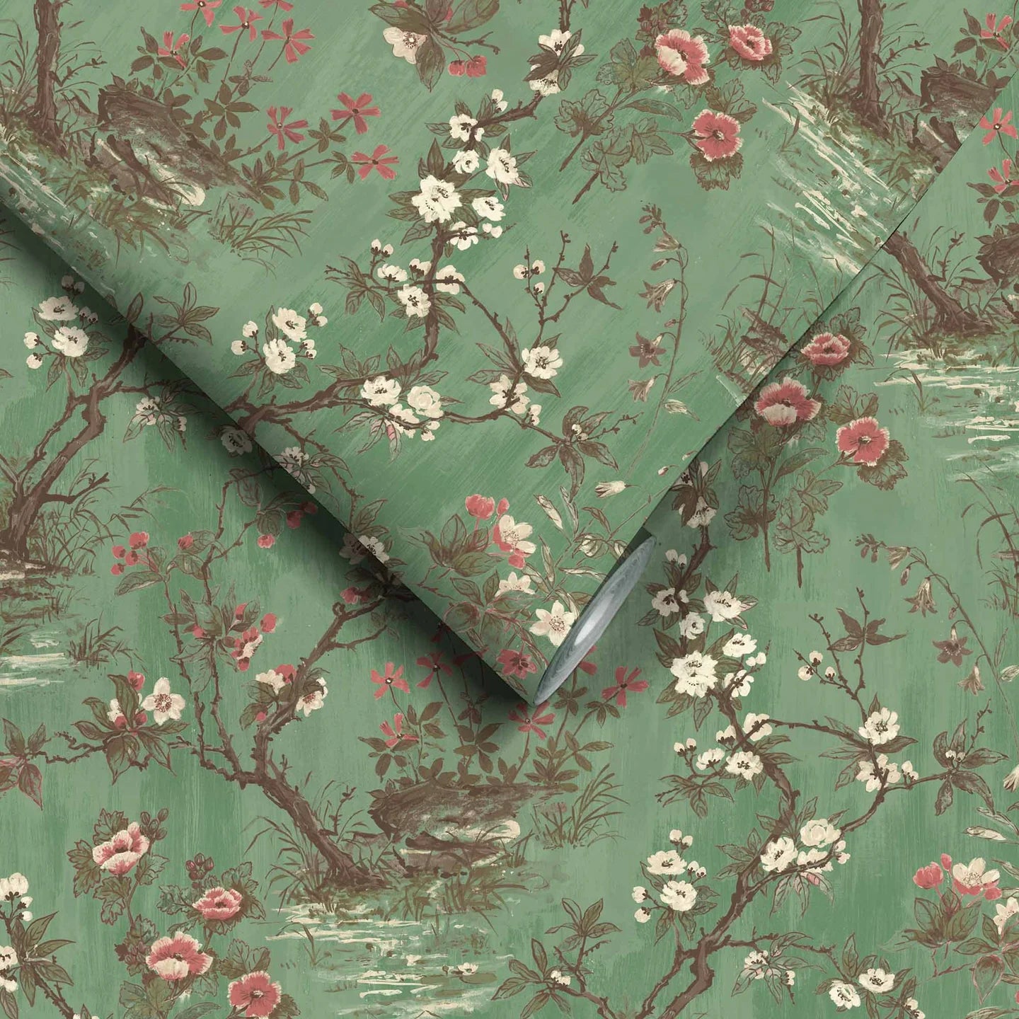 Rivington Wallpaper by Woodchip & Magnolia