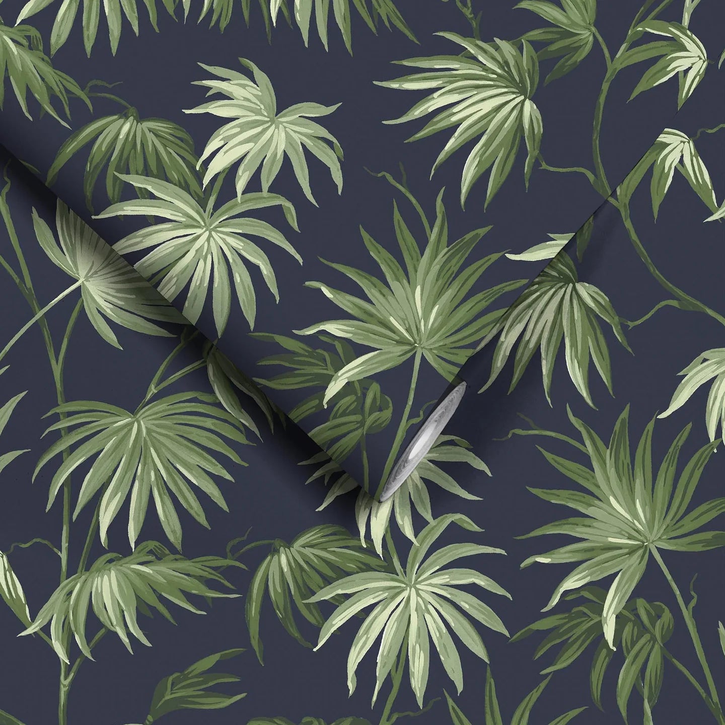 Va Va Frome Wallpaper by Woodchip & Magnolia