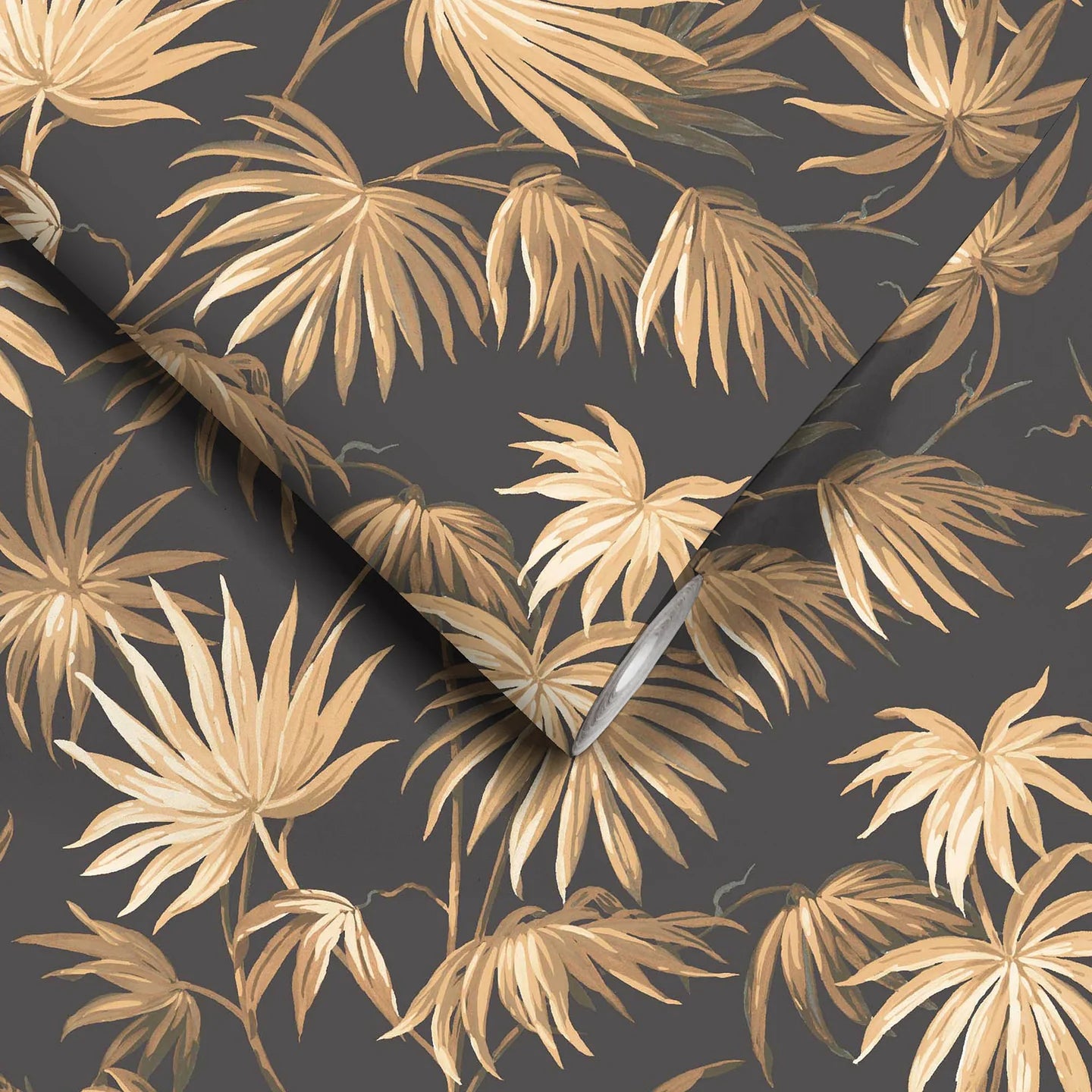Va Va Frome Wallpaper by Woodchip & Magnolia