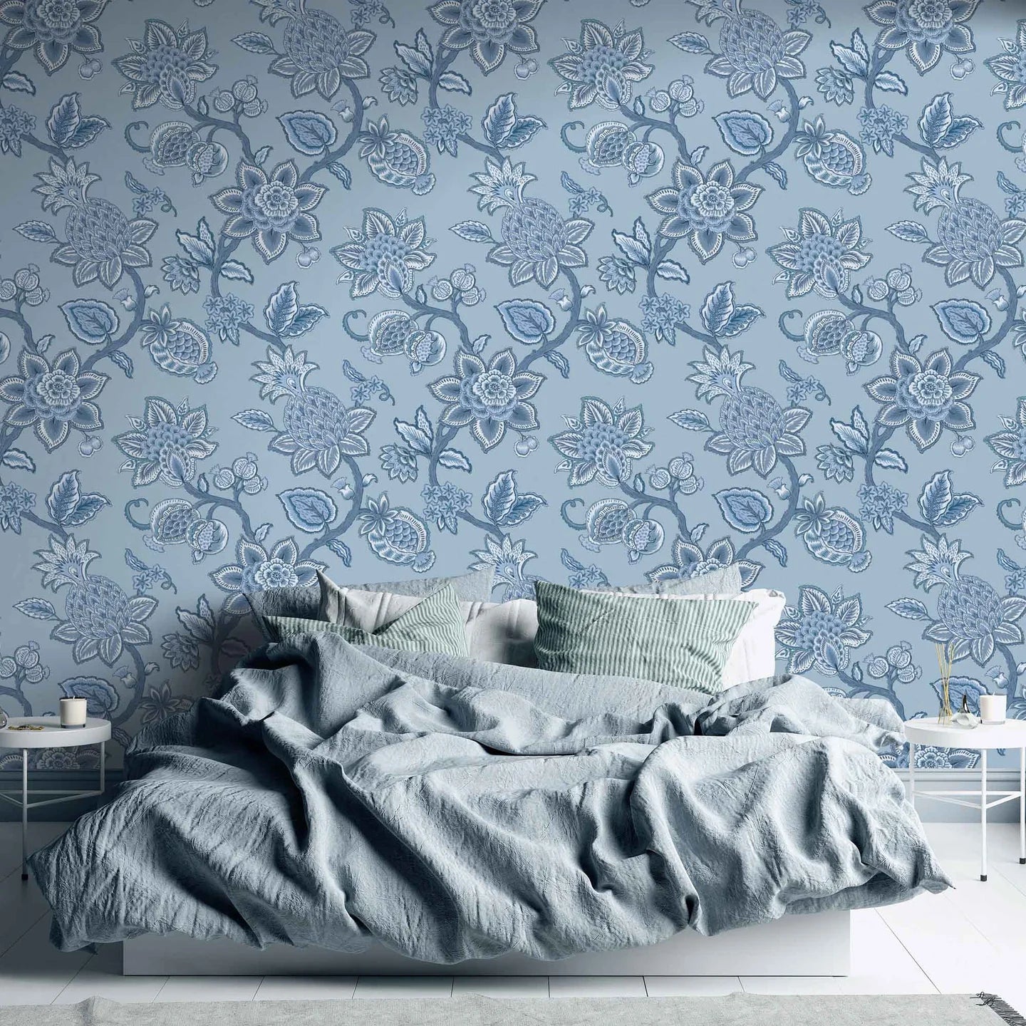 Doris Jacobean Wallpaper by Woodchip & Magnolia