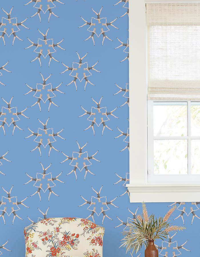 Synchronised Vintage Barbie Wallpaper