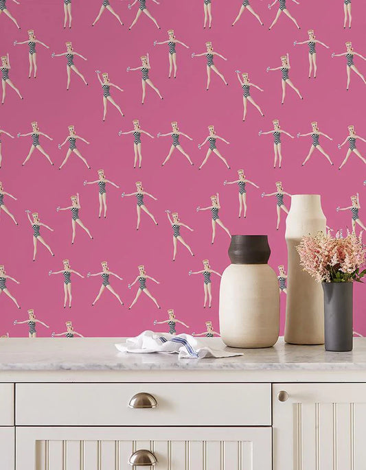 Synchronised Vintage Barbie Wallpaper