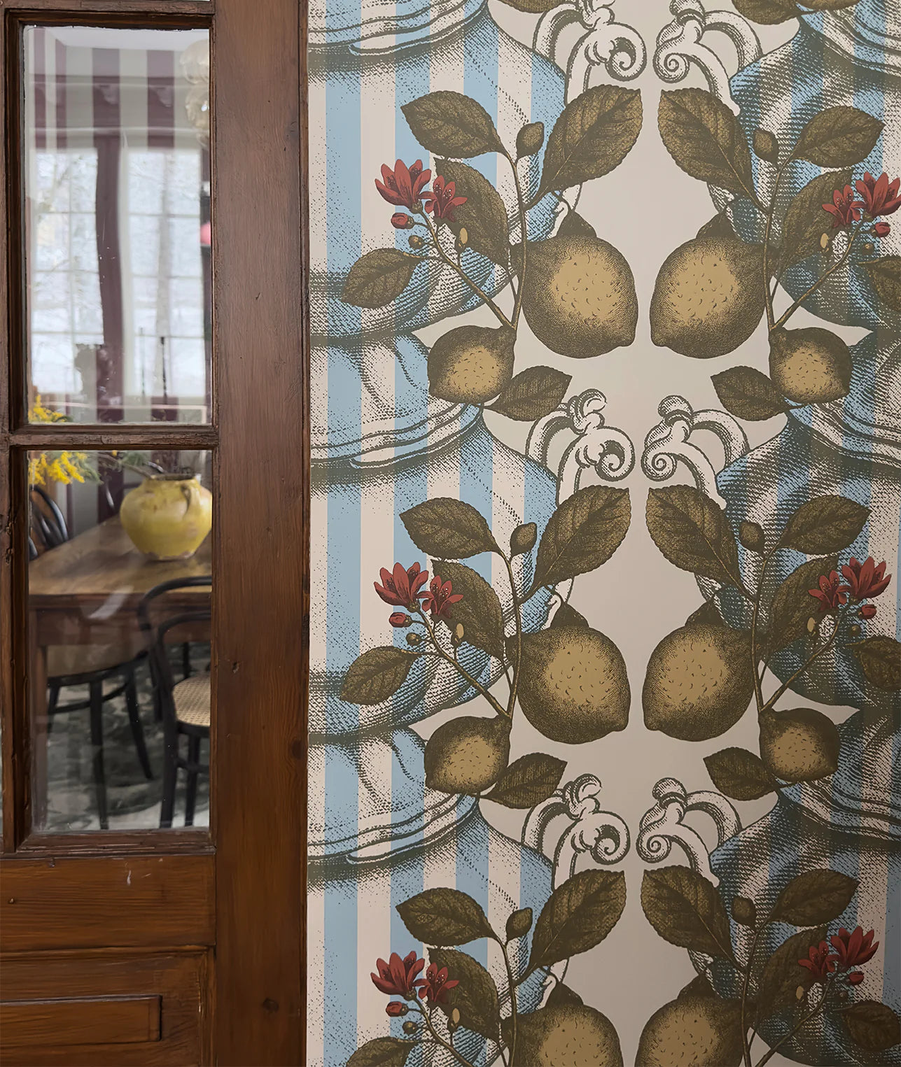 Limoncello wallpaper by Studio Lisa Bengtsson