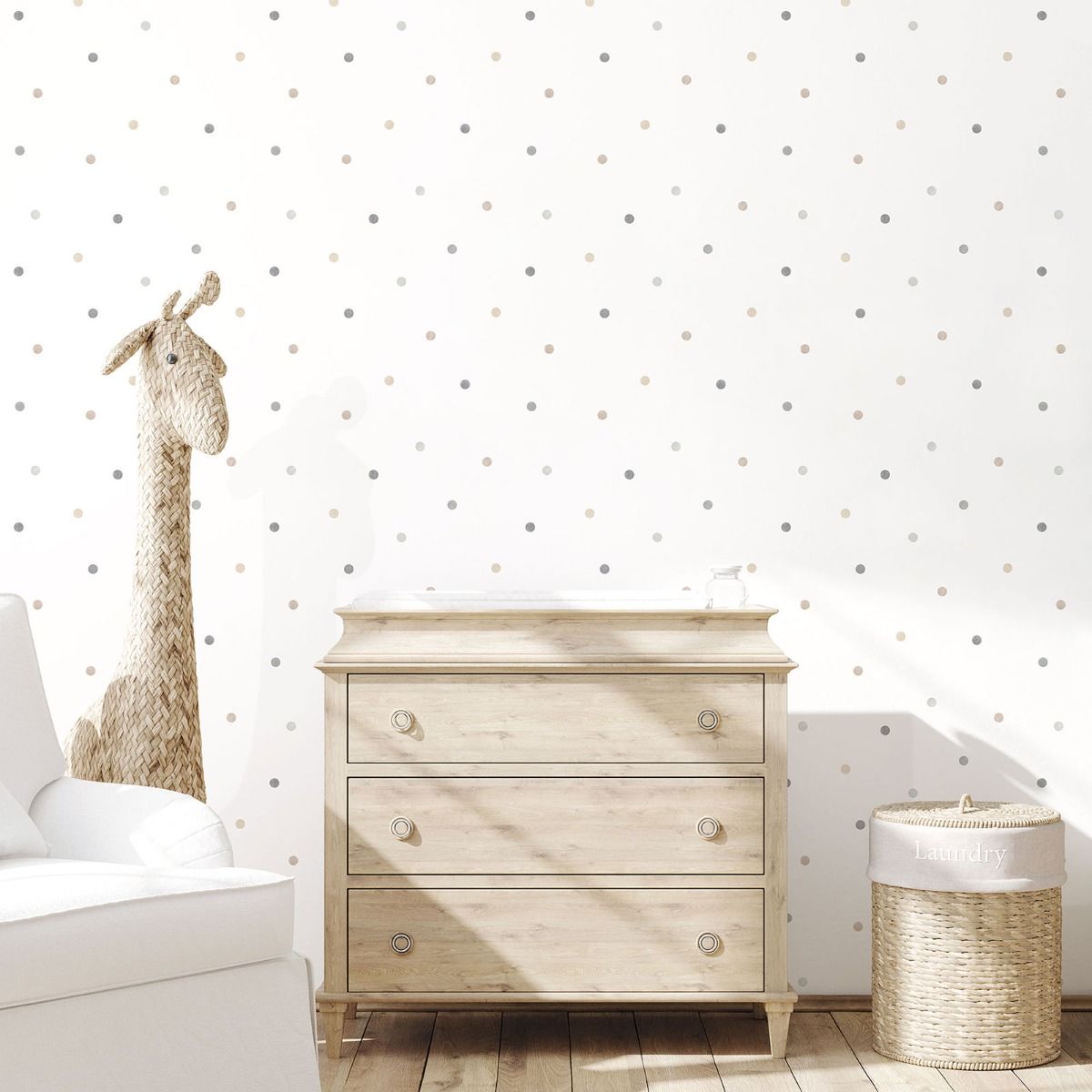 Dots Wallpaper by Galerie (Tiny Tots 2 Collection)